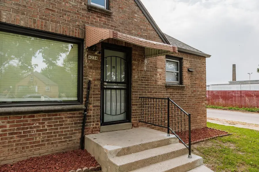 4234 N 29th STREET, Milwaukee, WI 53216 - #2