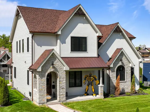 833 Wisconsin STREET, Lake Geneva, WI 53147