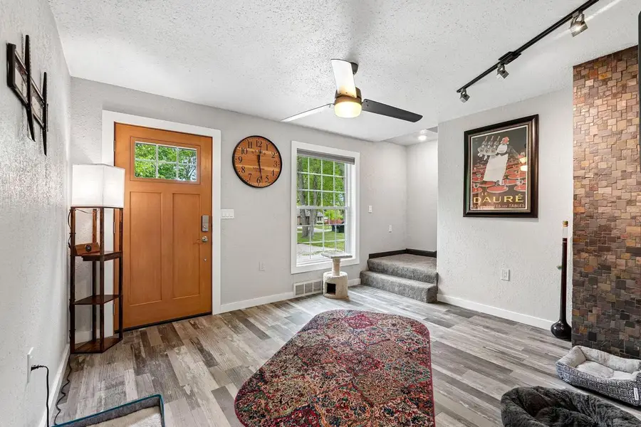 10529 W Villard AVENUE, Milwaukee, WI 53225 - #2