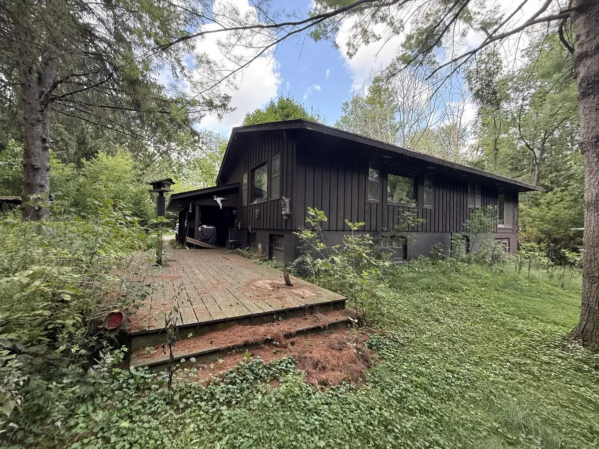 W329N3410 Lakeland DRIVE, Nashotah, WI 53058 - #1