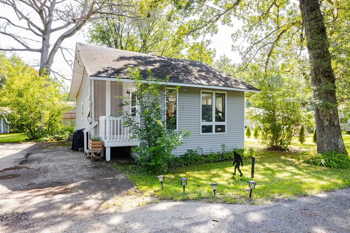 N1196 Birch DRIVE, Genoa City, WI 53128 - #1