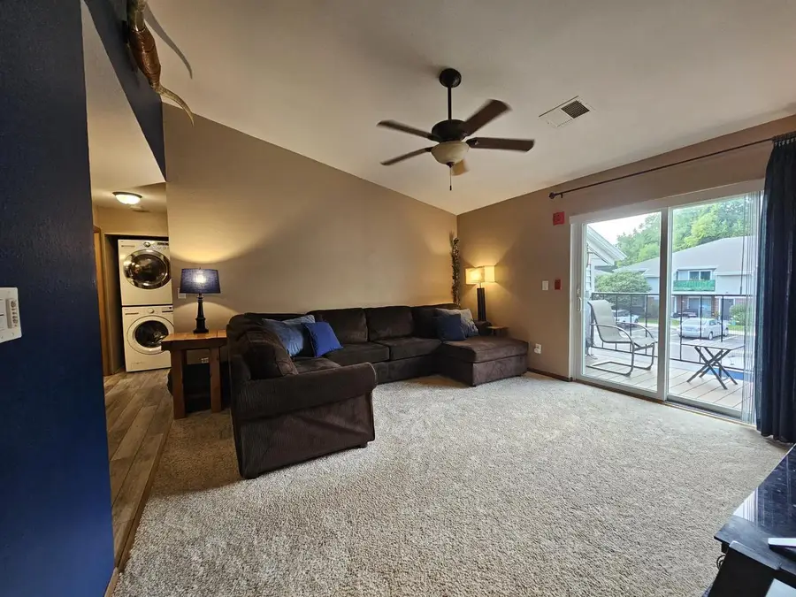 W169N11054 Ashbury LANE #3, Germantown, WI 53022 - #2