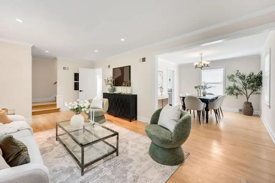 6261 N Bay Ridge AVENUE, Whitefish Bay, WI 53217 - #2