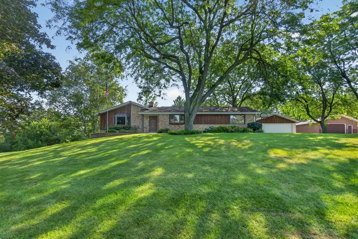 4092 Mary LANE, Cedarburg, WI 53012 - #1
