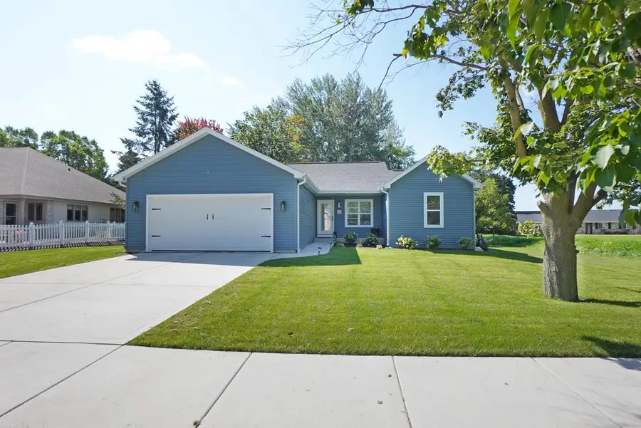 623 W Prospect STREET, Hartford, WI 53027 - #3