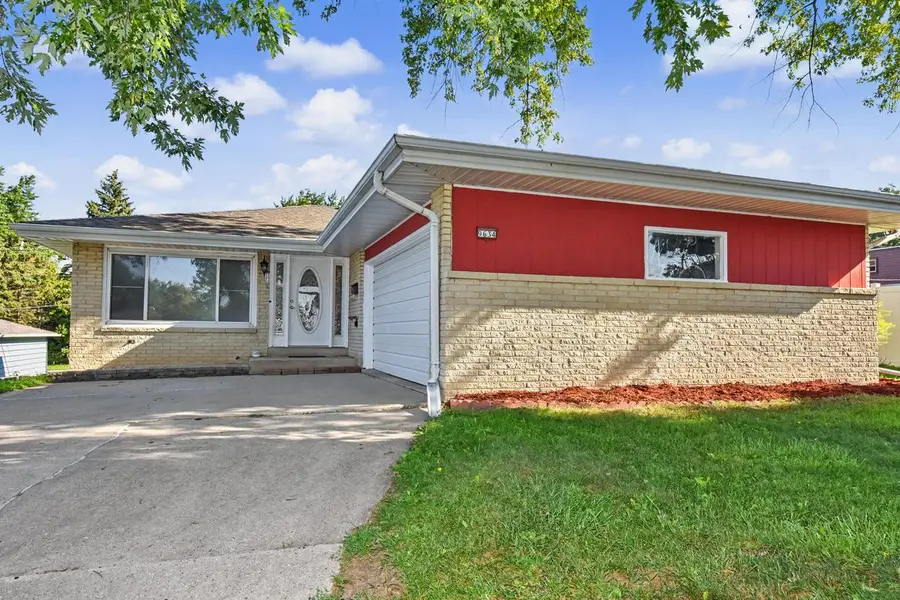 9634 W Rosedale AVENUE, West Allis, WI 53227 - #2