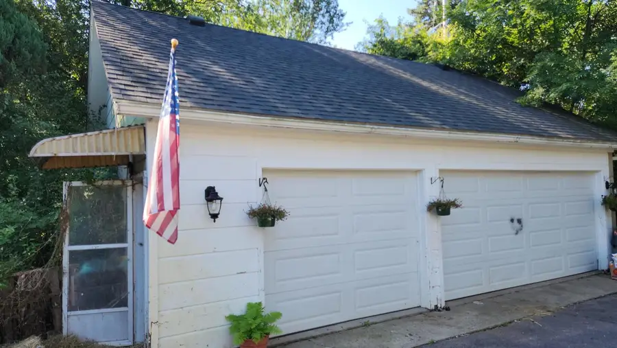 8210 Fishman ROAD, Burlington, WI 53105 - #2