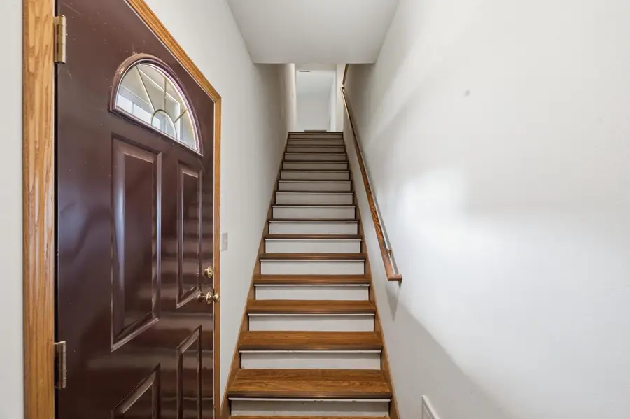 6105 S Creekside DRIVE #7, Cudahy, WI 53110 - #2