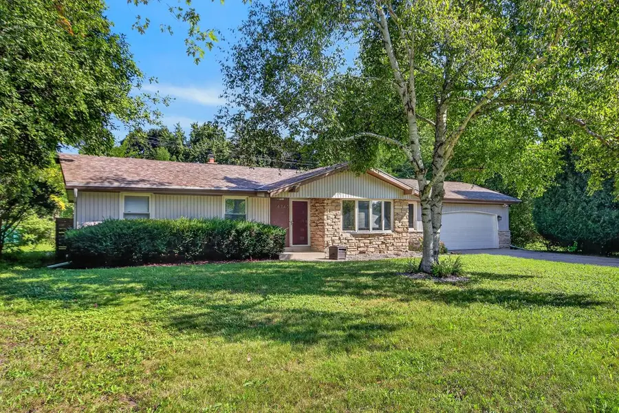 4740 W Donges LANE, Brown Deer, WI 53223 - #3
