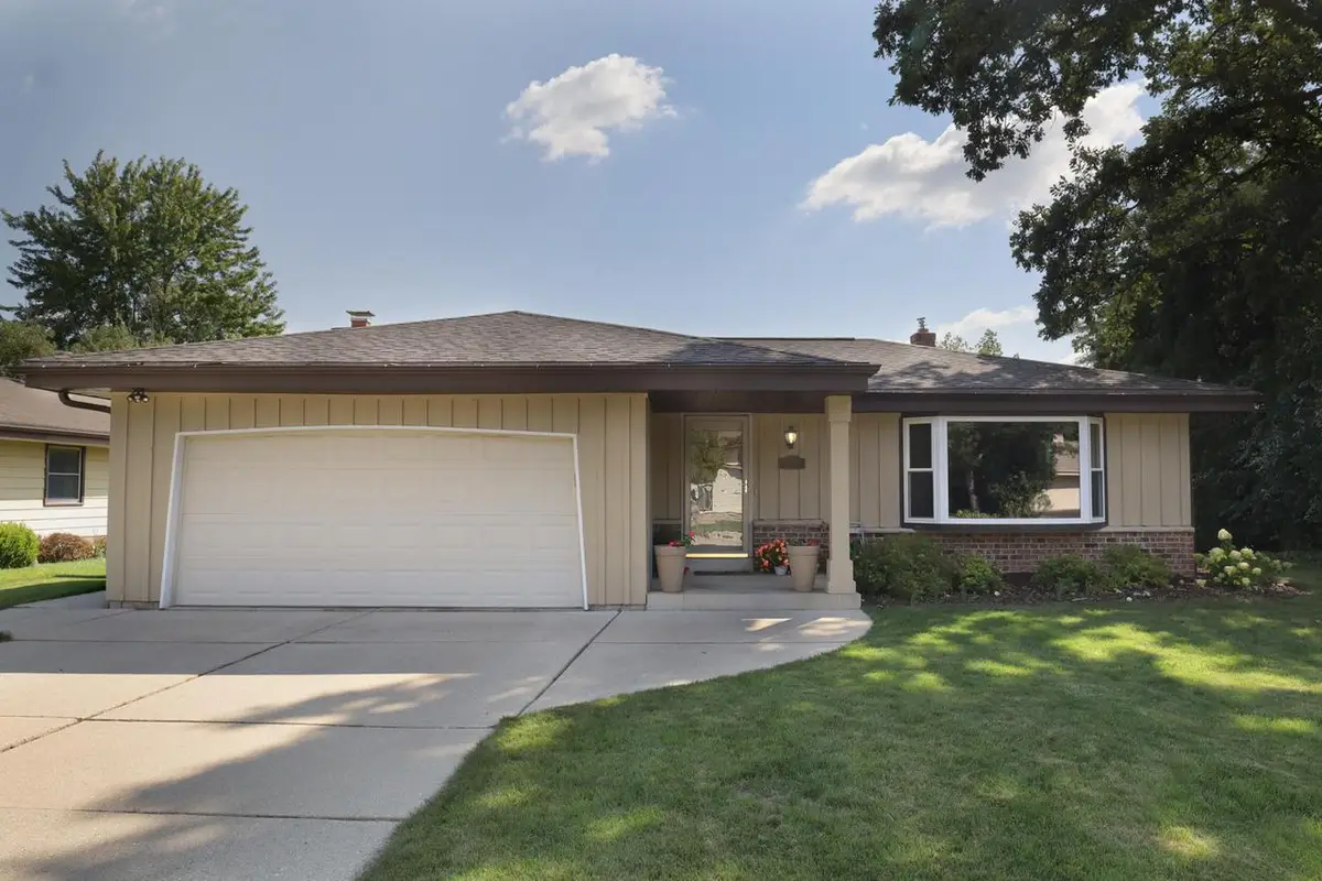 5000 S 65th STREET, Greenfield, WI 53220 - #1