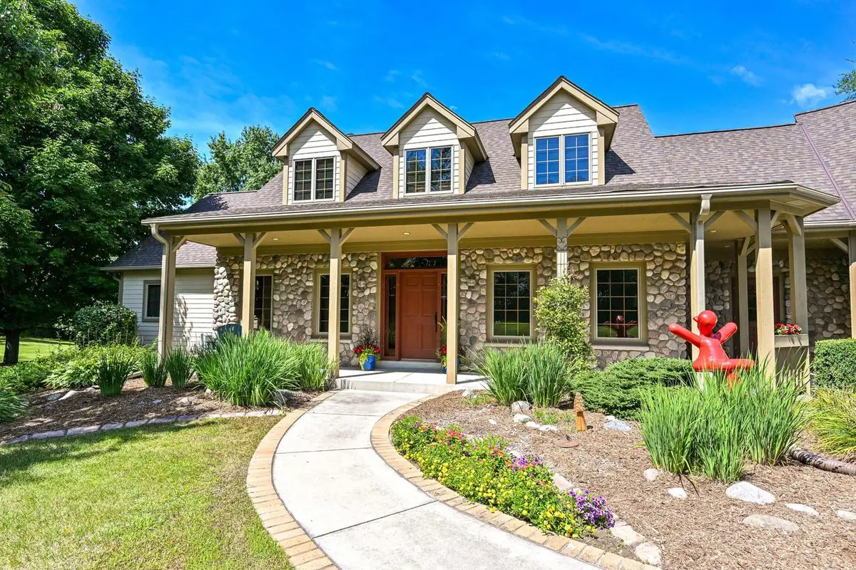 8510 W Hawthorne ROAD, Mequon, WI 53097 - #1