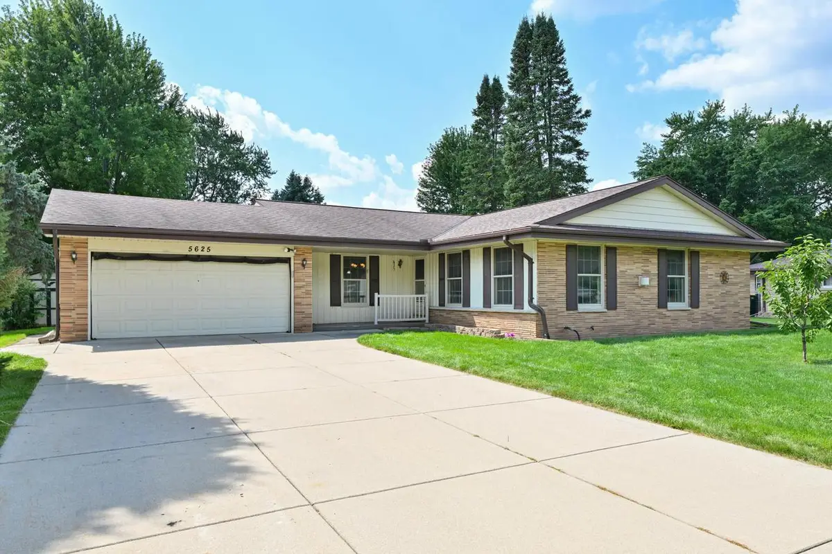 5625 S Monaco PLACE, Hales Corners, WI 53130 - #1