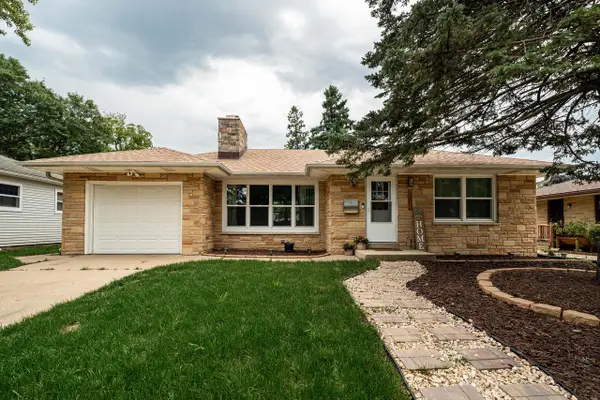10321 W Manitoba STREET, West Allis, WI 53227