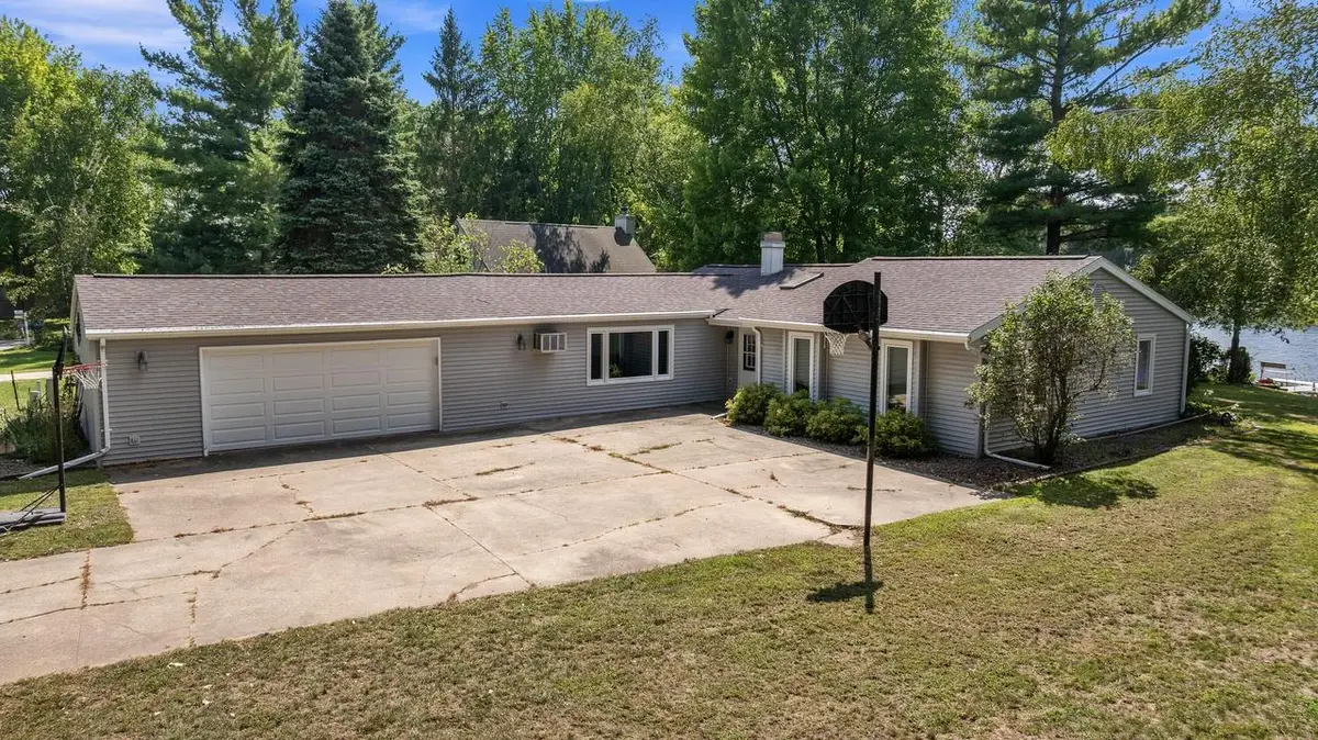 N9301 White Birch LANE, Neshkoro, WI 54960 - #1