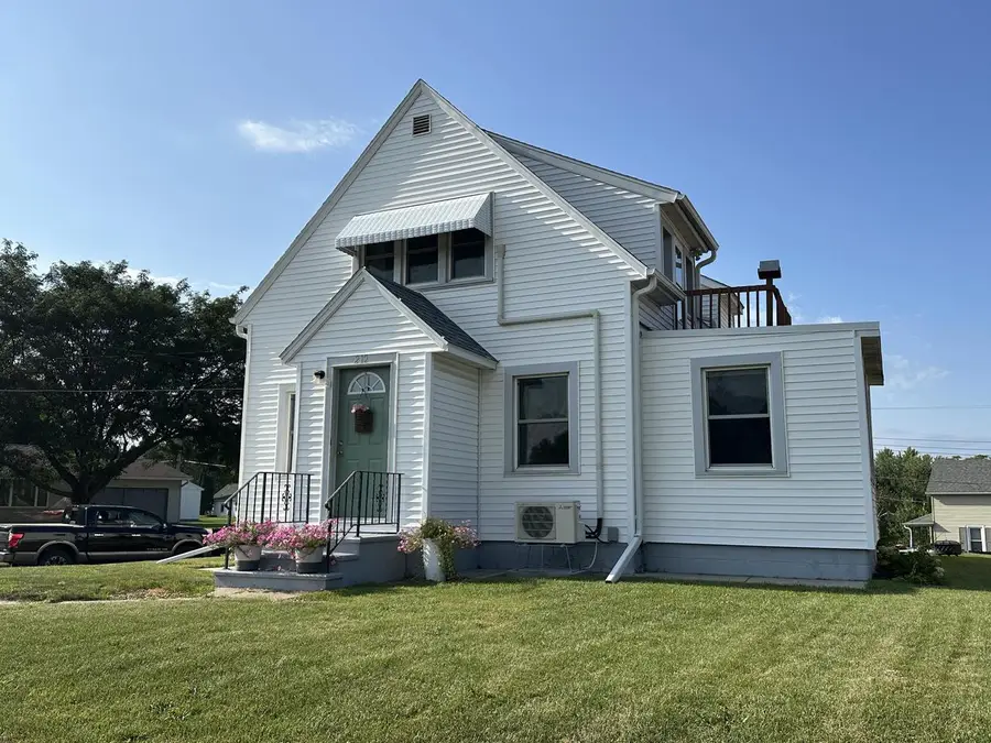 212 Main STREET, Hokah, MN 55941 - #2
