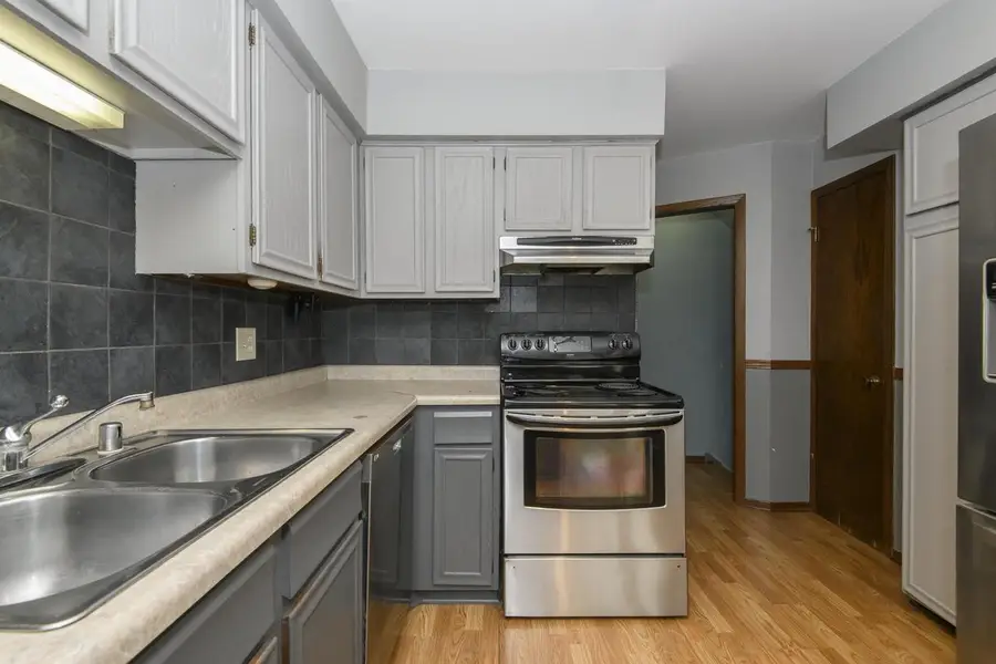 1320 Camden WAY #2, Waukesha, WI 53186 - #3