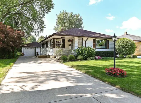 809 Mackinac AVENUE, South Milwaukee, WI 53172