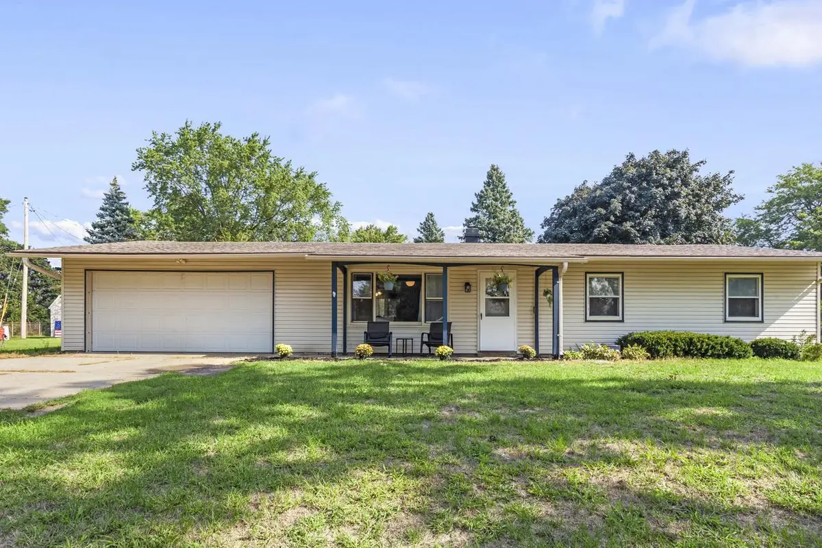 891 E Daffodil LANE, Beloit, WI 53511 - #1
