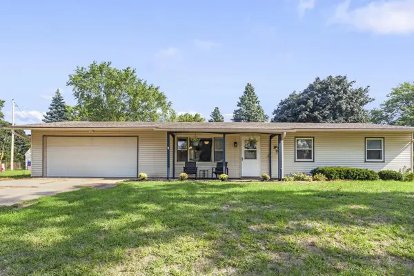 891 E Daffodil LANE, Beloit, WI 53511