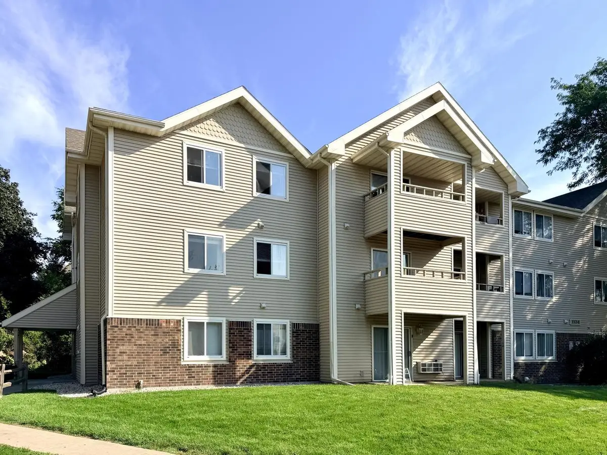 1124 Morraine View DRIVE #202, Madison, WI 53719 - #1