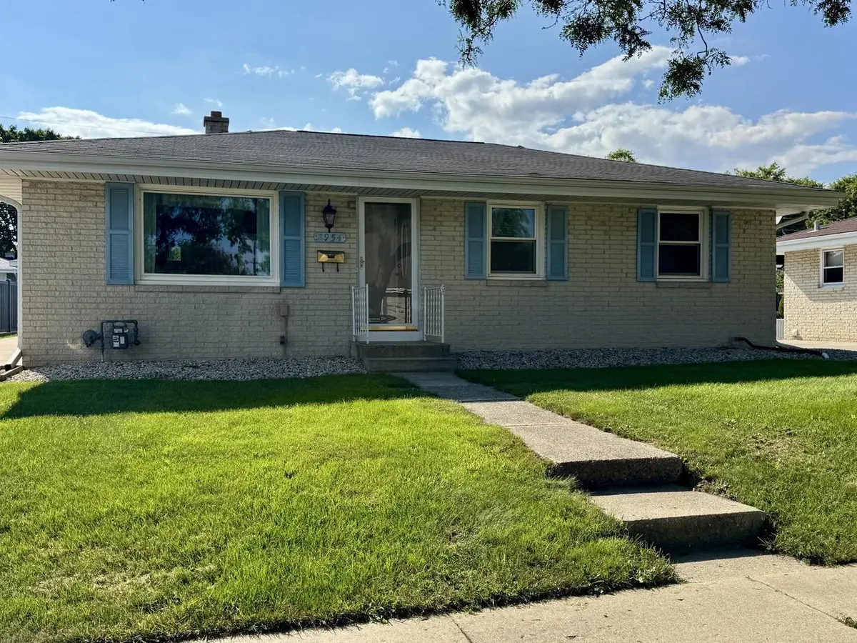 7954 47th COURT, Kenosha, WI 53142 - #1