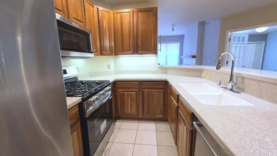 360 W Washington AVENUE, Madison, WI 53703 - #2