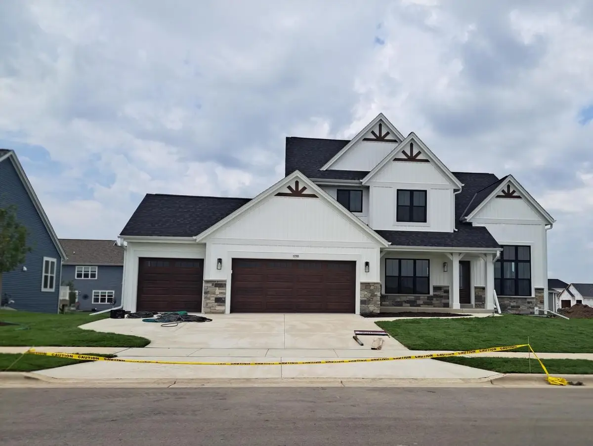 1750 Whalen DRIVE, Oconomowoc, WI 53066 - #1