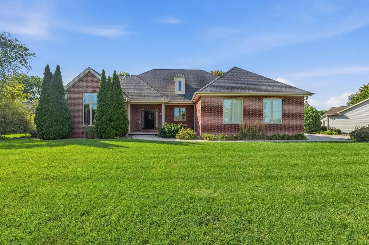 808 Mullen DRIVE, Fond Du Lac, WI 54935 - #1