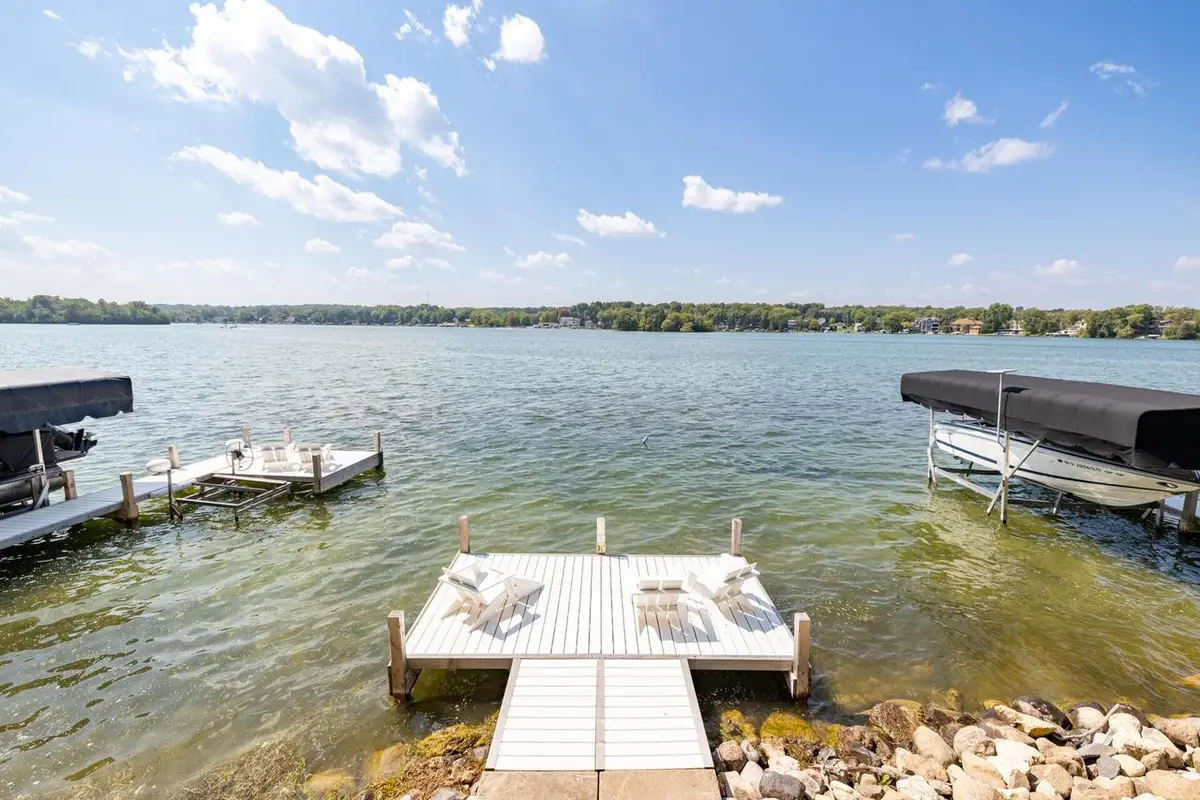 5831 S Hacker DRIVE, West Bend, WI 53095 - #1