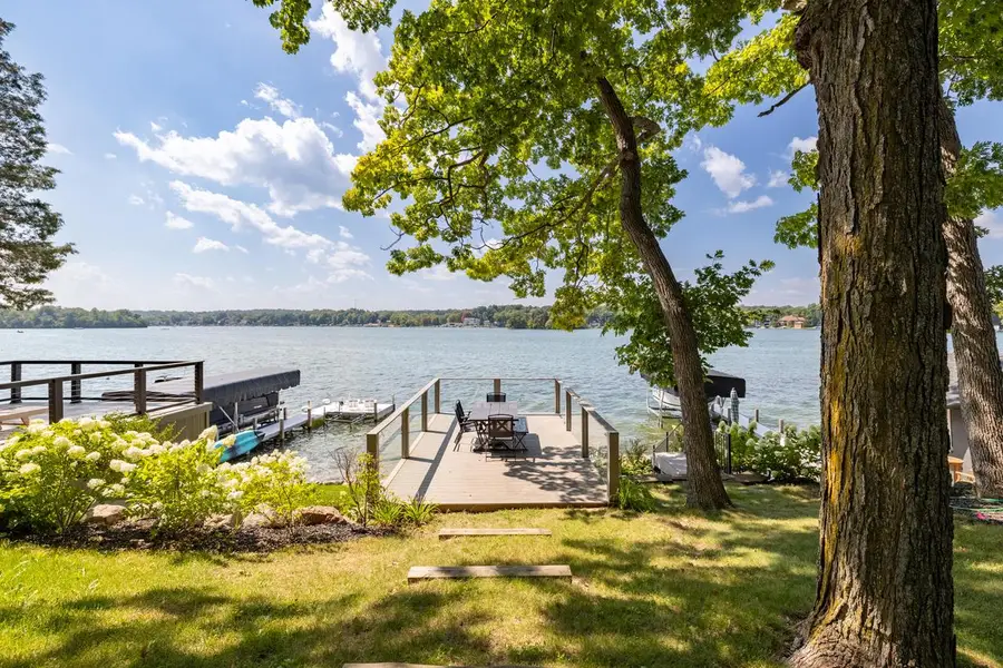 5831 S Hacker DRIVE, West Bend, WI 53095 - #2