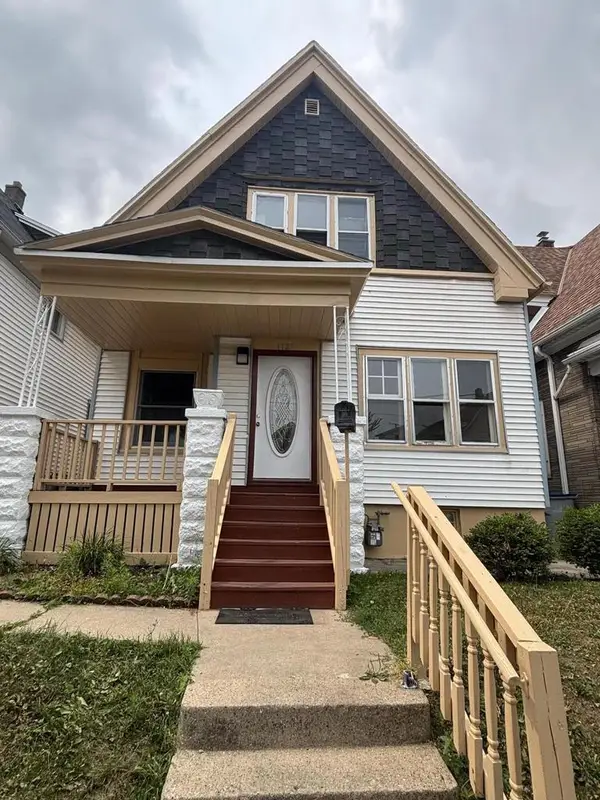 1727 W Arrow STREET, Milwaukee, WI 53204