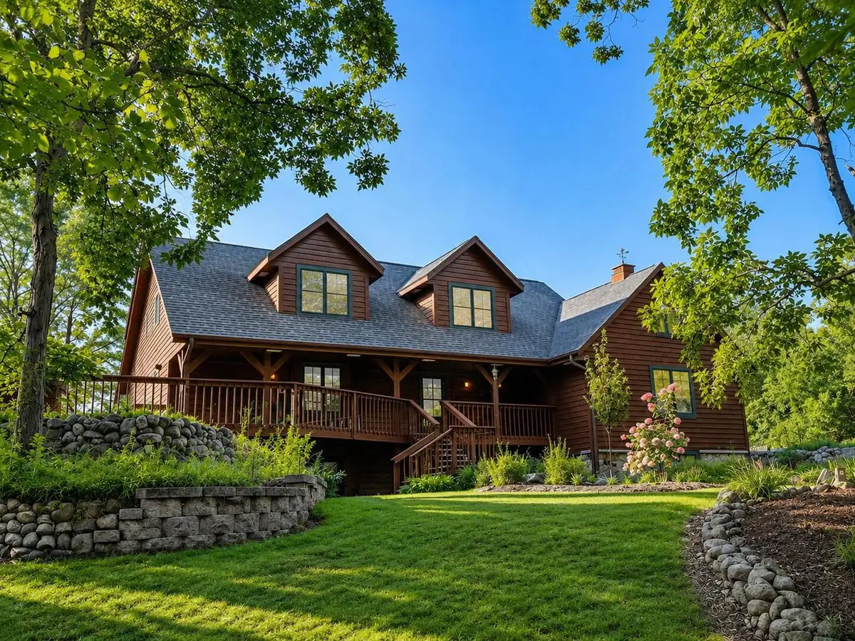 W7124 1848 Settlement LANE, Plymouth, WI 53073 - #1