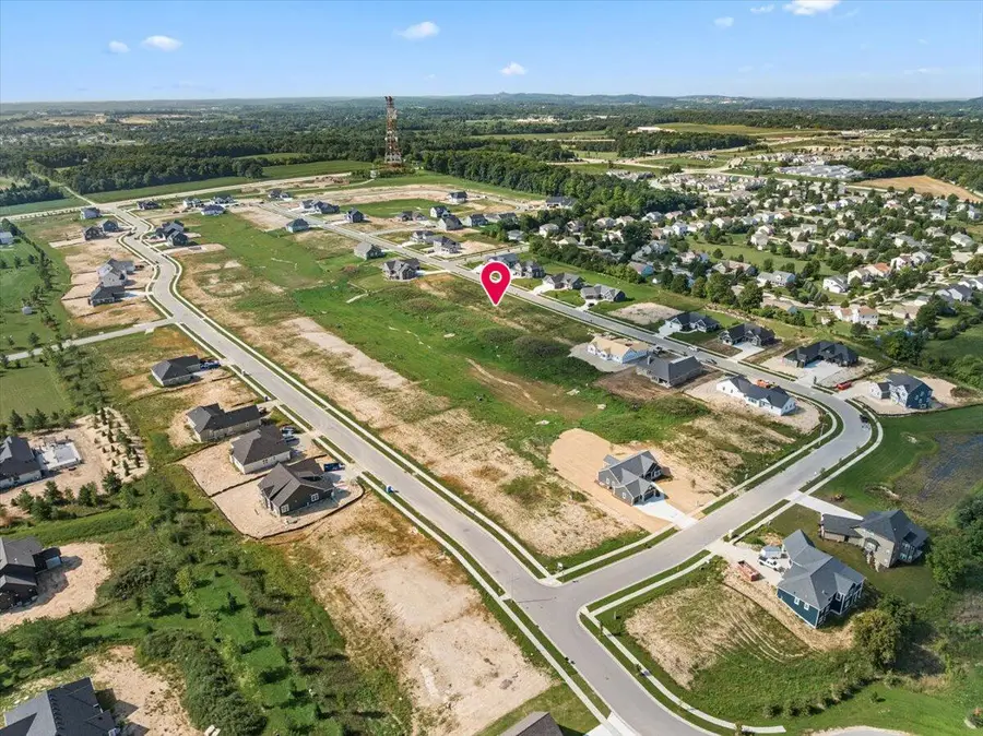 384 SANDSTONE STREET #Lt120, Slinger, WI 53086 - #2