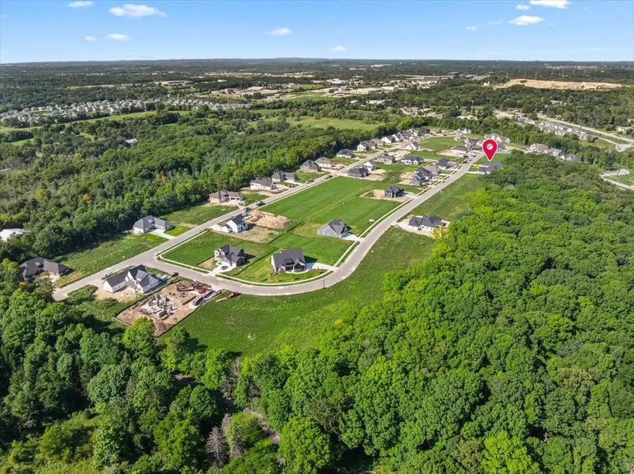 N66W21310 SWEET CLOVER DRIVE #Lt49, Menomonee Falls, WI 53051 - #3