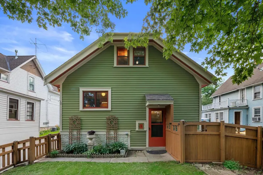 W57N512 Hilbert AVENUE, Cedarburg, WI 53012 - #3