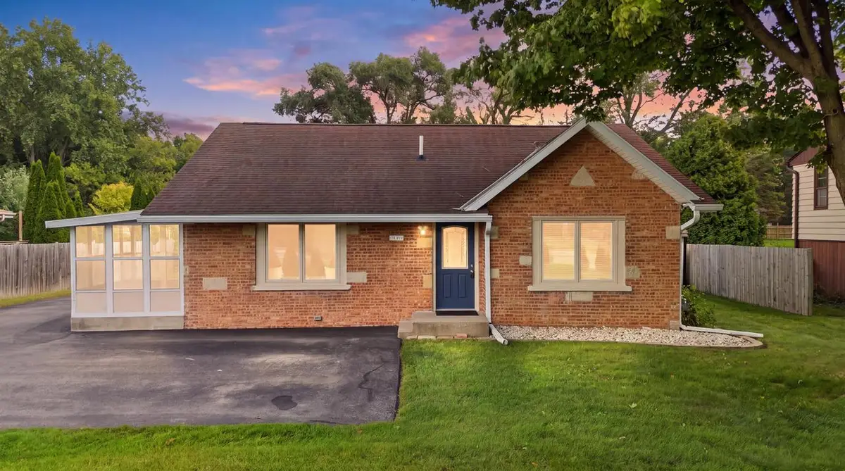 4809 W Loomis ROAD, Greenfield, WI 53220 - #1