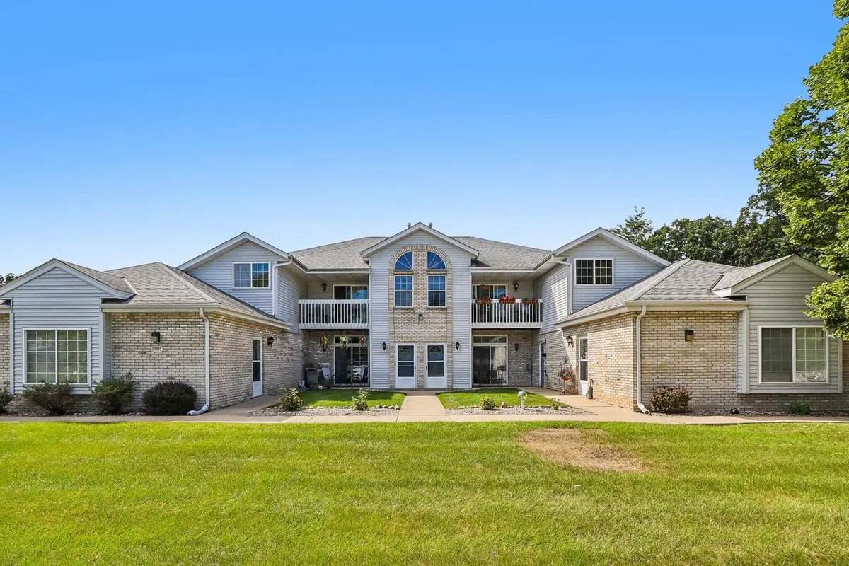 9101 S Aspen DRIVE #2, Oak Creek, WI 53154 - #1