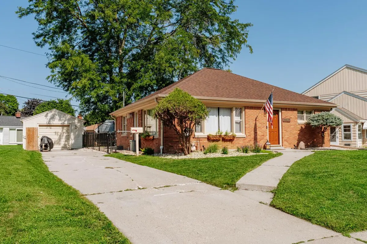 2637 S 86th STREET, West Allis, WI 53227 - #1