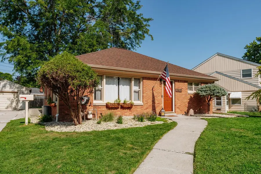 2637 S 86th STREET, West Allis, WI 53227 - #3