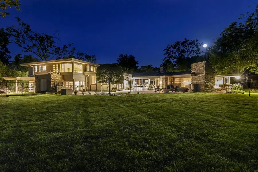 7769 N Club CIRCLE, Fox Point, WI 53217 - #3