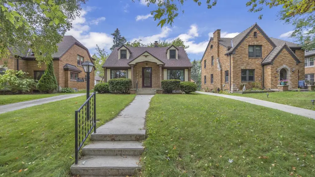 2426 N 9th STREET, Sheboygan, WI 53083 - #1
