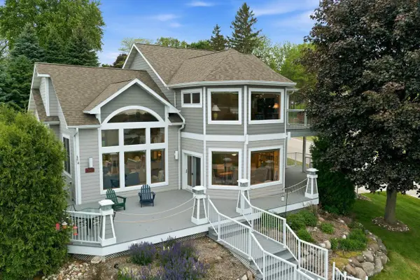 405 Lake DRIVE, Random Lake, WI 53075