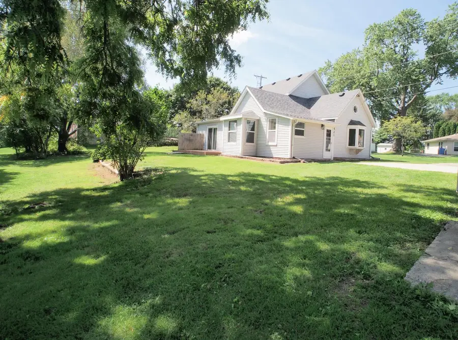 521 Humboldt STREET, Watertown, WI 53094 - #2