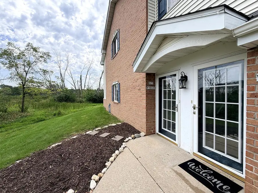 S77W19339 Lakewood DRIVE, Muskego, WI 53150 - #2