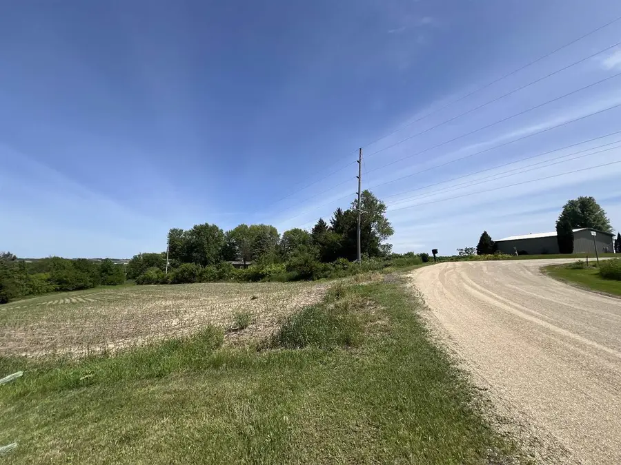 1473 Center STREET, Hartford, WI 53027 - #2