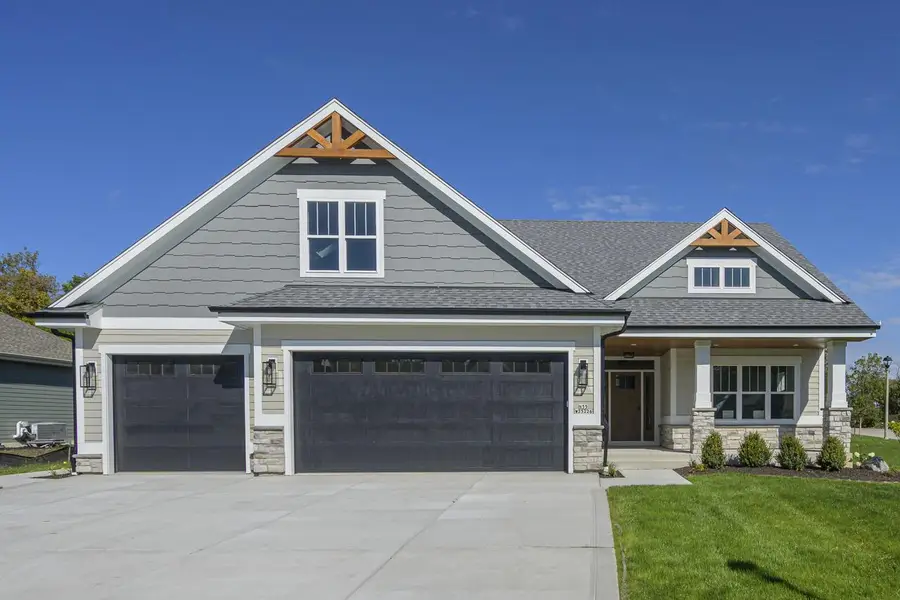 N55W25226 Crescent Hill DRIVE, Sussex, WI 53089 - #2