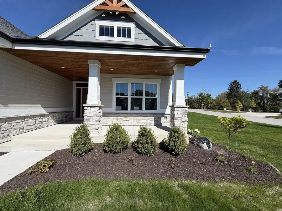 N55W25226 Crescent Hill DRIVE, Sussex, WI 53089 - #3