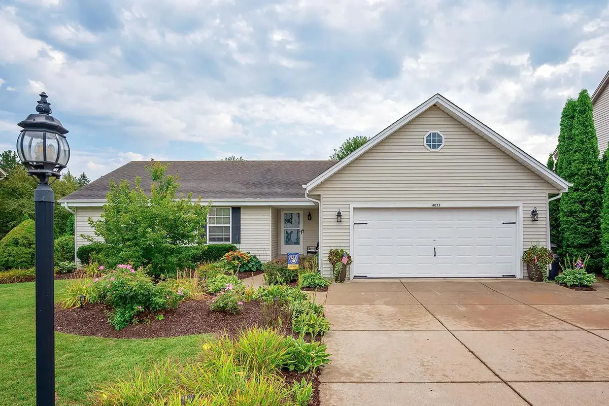 4011 W Whispering Ridge PASS, Franklin, WI 53132 - #1