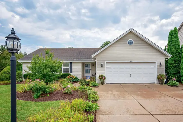 4011 W Whispering Ridge PASS, Franklin, WI 53132