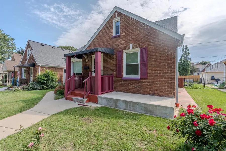 3221 W Oklahoma AVENUE, Milwaukee, WI 53215 - #2